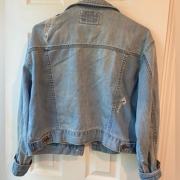 Oversized cropped jean jacket - Picture 2 of 4